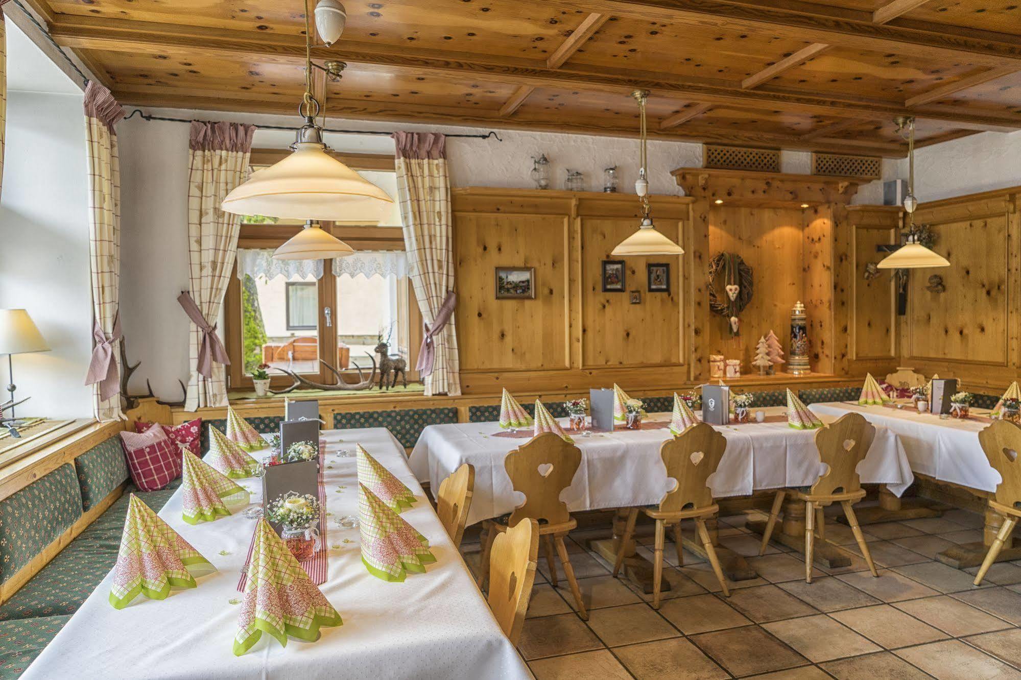 Landgasthof Zur Post Швангау Екстериор снимка
